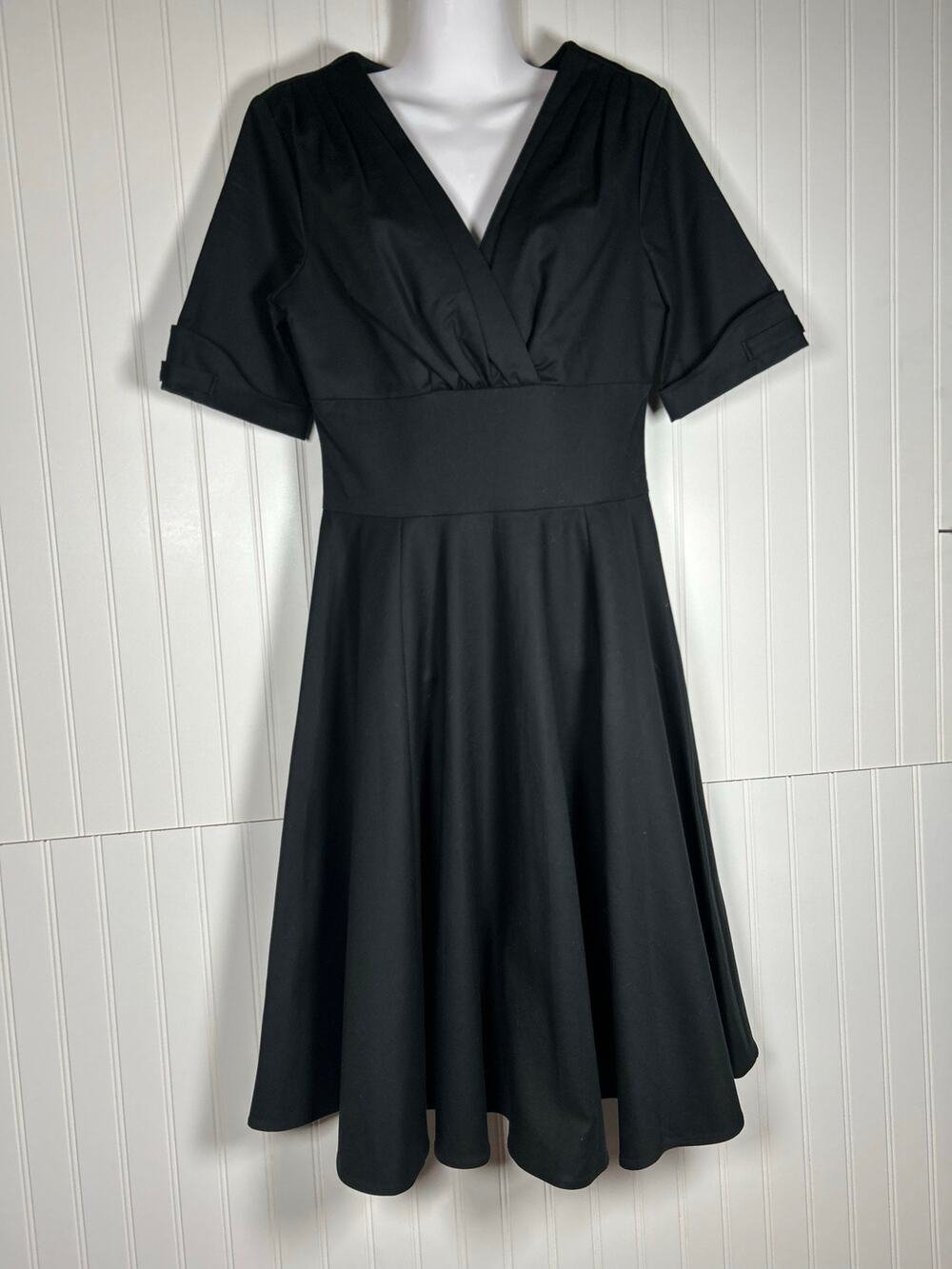 J. Peterman Women’s Size 4 cotton spanx Black short sleeve fit & flares Dress